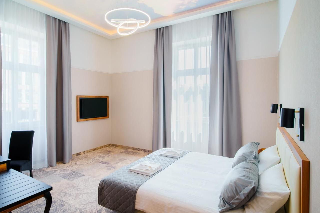 Sky Hotel Krakow Ngoại thất bức ảnh
