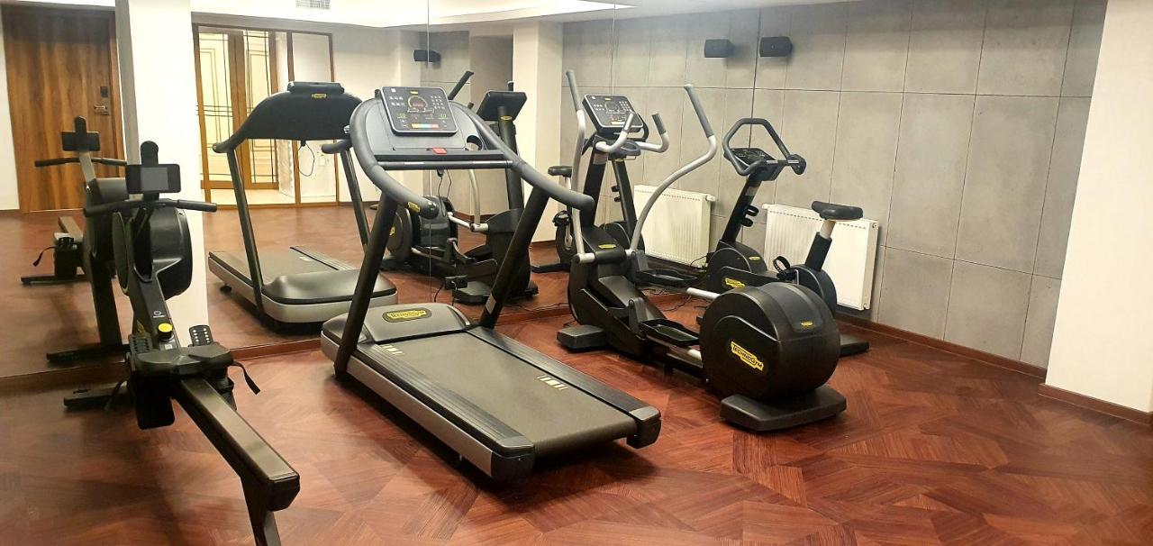Sky Hotel Krakow Ngoại thất bức ảnh