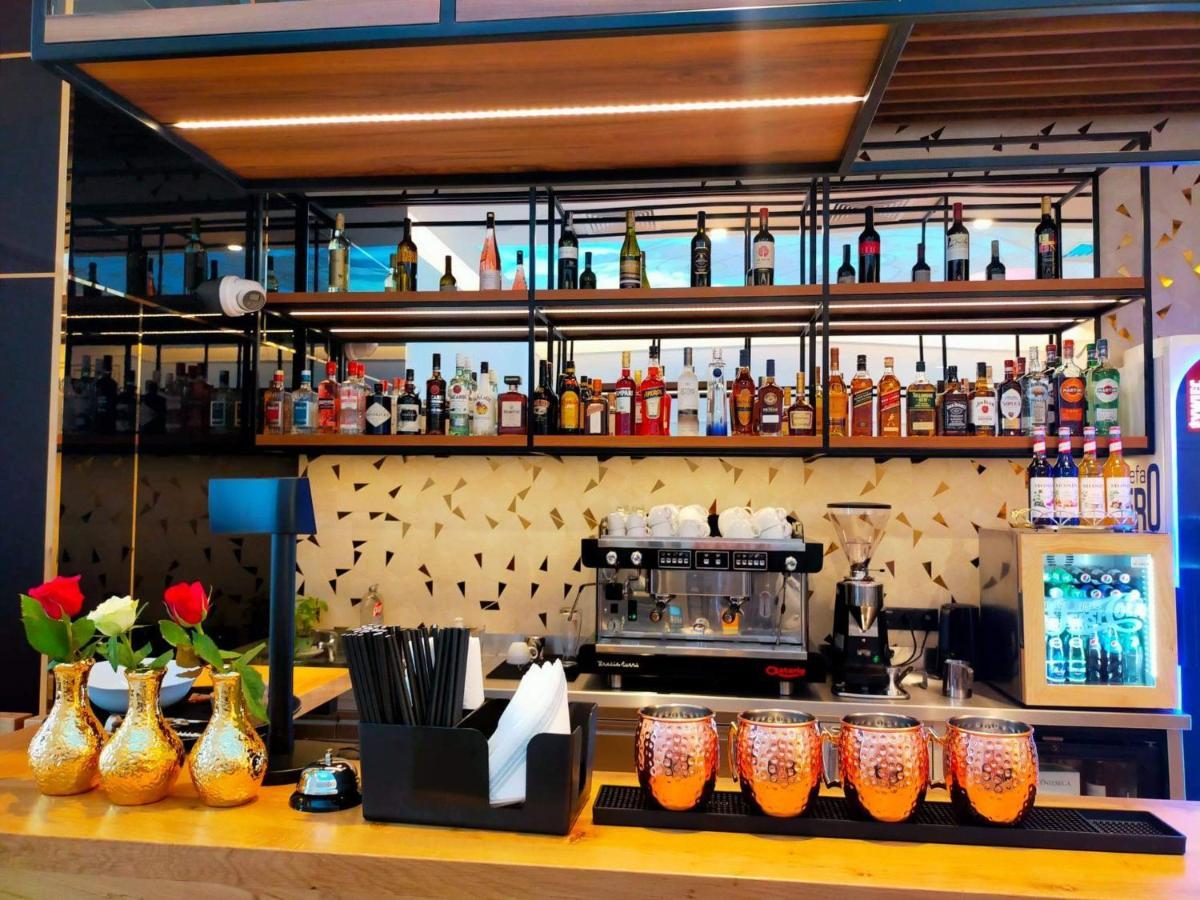 Sky Hotel Krakow Ngoại thất bức ảnh