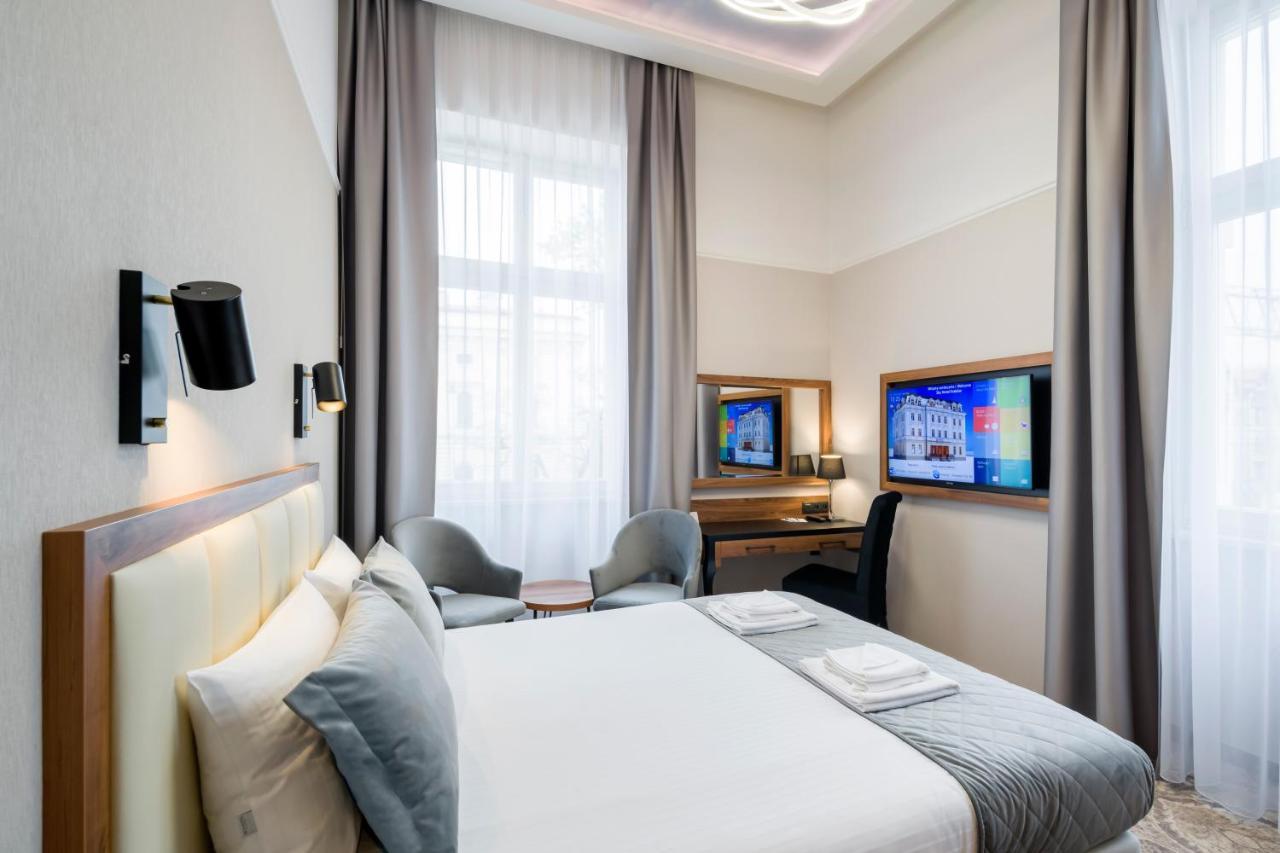 Sky Hotel Krakow Ngoại thất bức ảnh