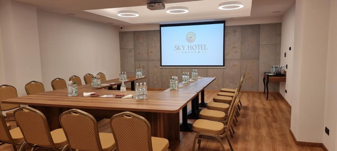 Sky Hotel Krakow Ngoại thất bức ảnh