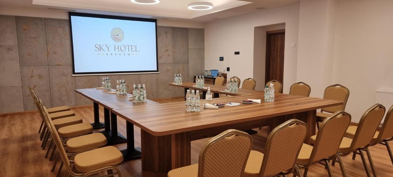 Sky Hotel Krakow Ngoại thất bức ảnh