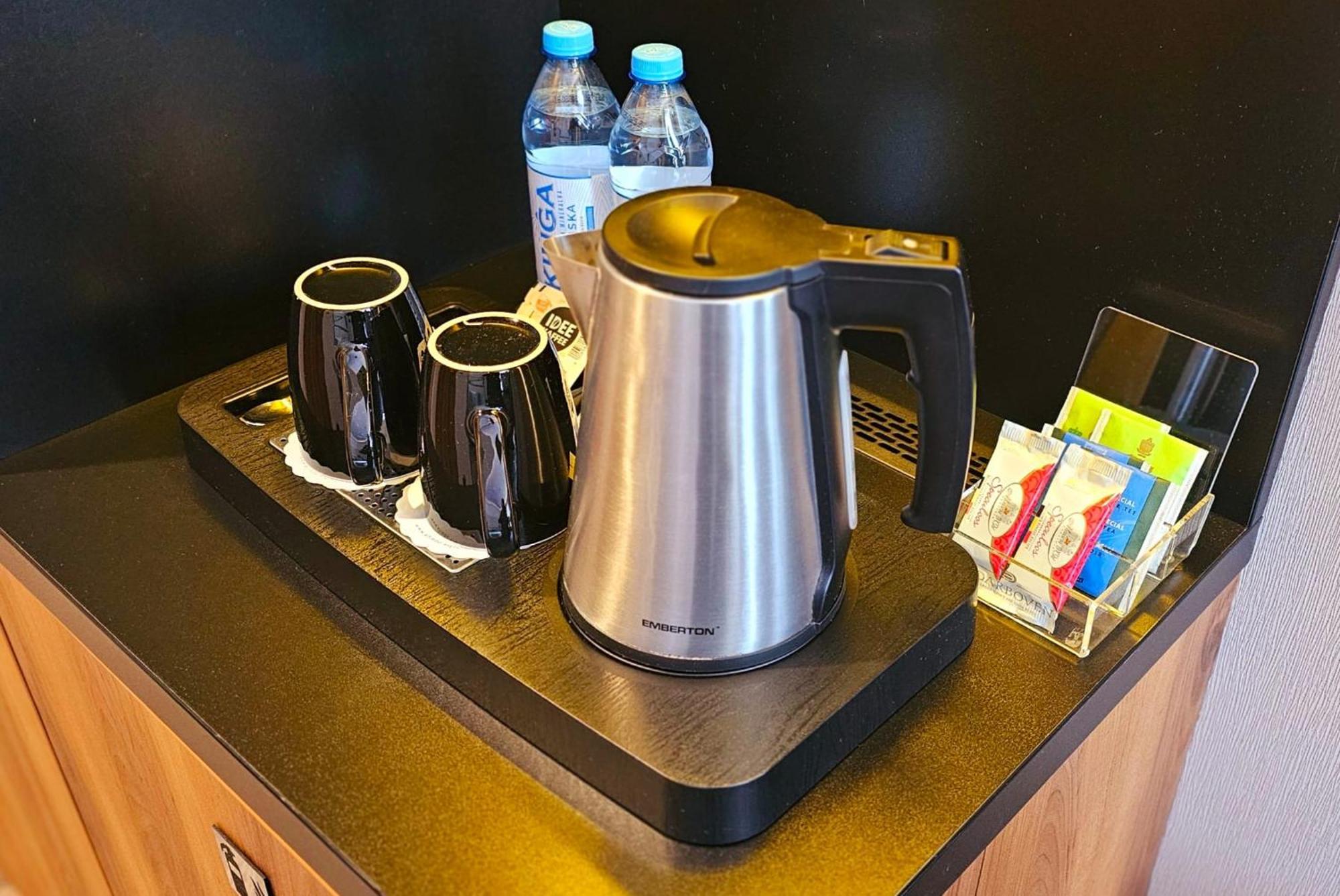 Sky Hotel Krakow Ngoại thất bức ảnh